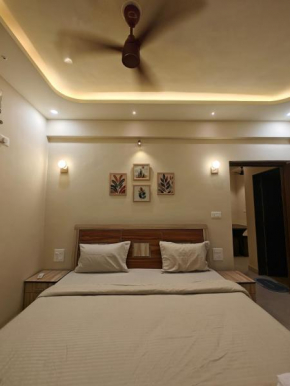 The Sharva 3 by Shiva stays with Open Air Bathtub, Close to Varca beach